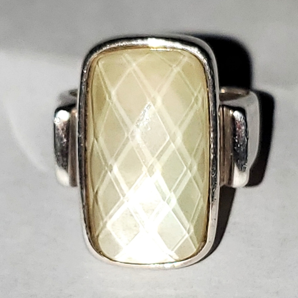 Whitney Kelly Doublet Yellow Pneapple Cut Mother-Of-Pearl Sterling Silver Ring
